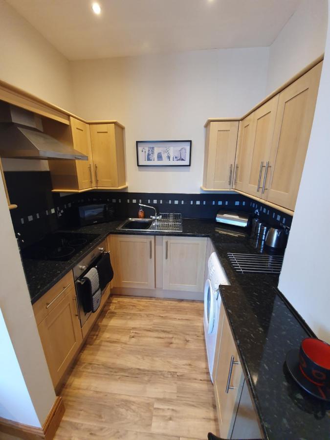 배로우인퍼니스 Marina Court La14 2Hl 아파트 외부 사진